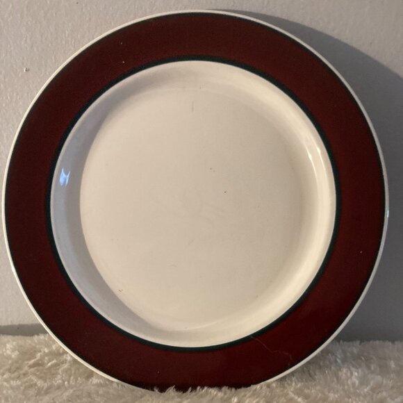 Nancy Calhoun "Fusions Raspberry" 10-3/4" Dinner Plate - Picture 3 of 4